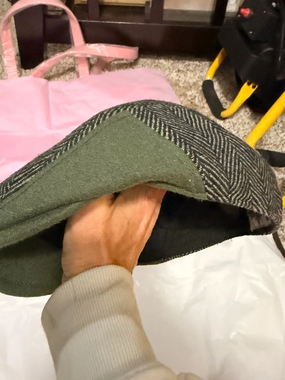 Classic Men's Herringbone Flat Cap in Green and Gray